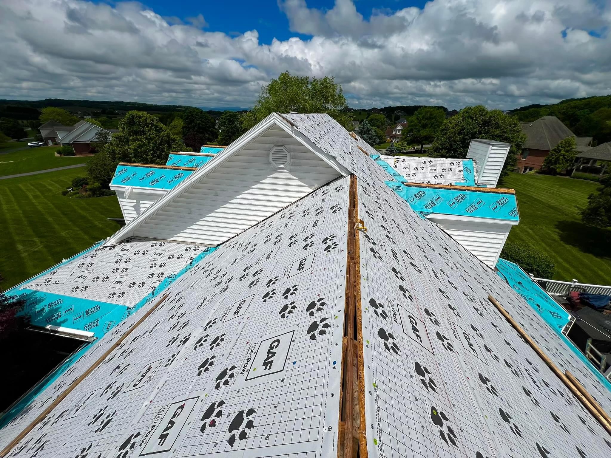 GAF Lifetime warranty-backed roof installation by Modern Day Roofing