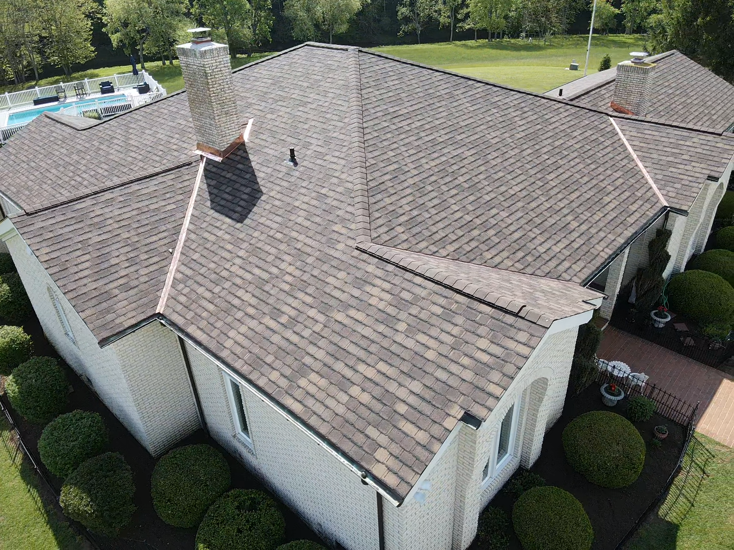 Emergency roof repair services