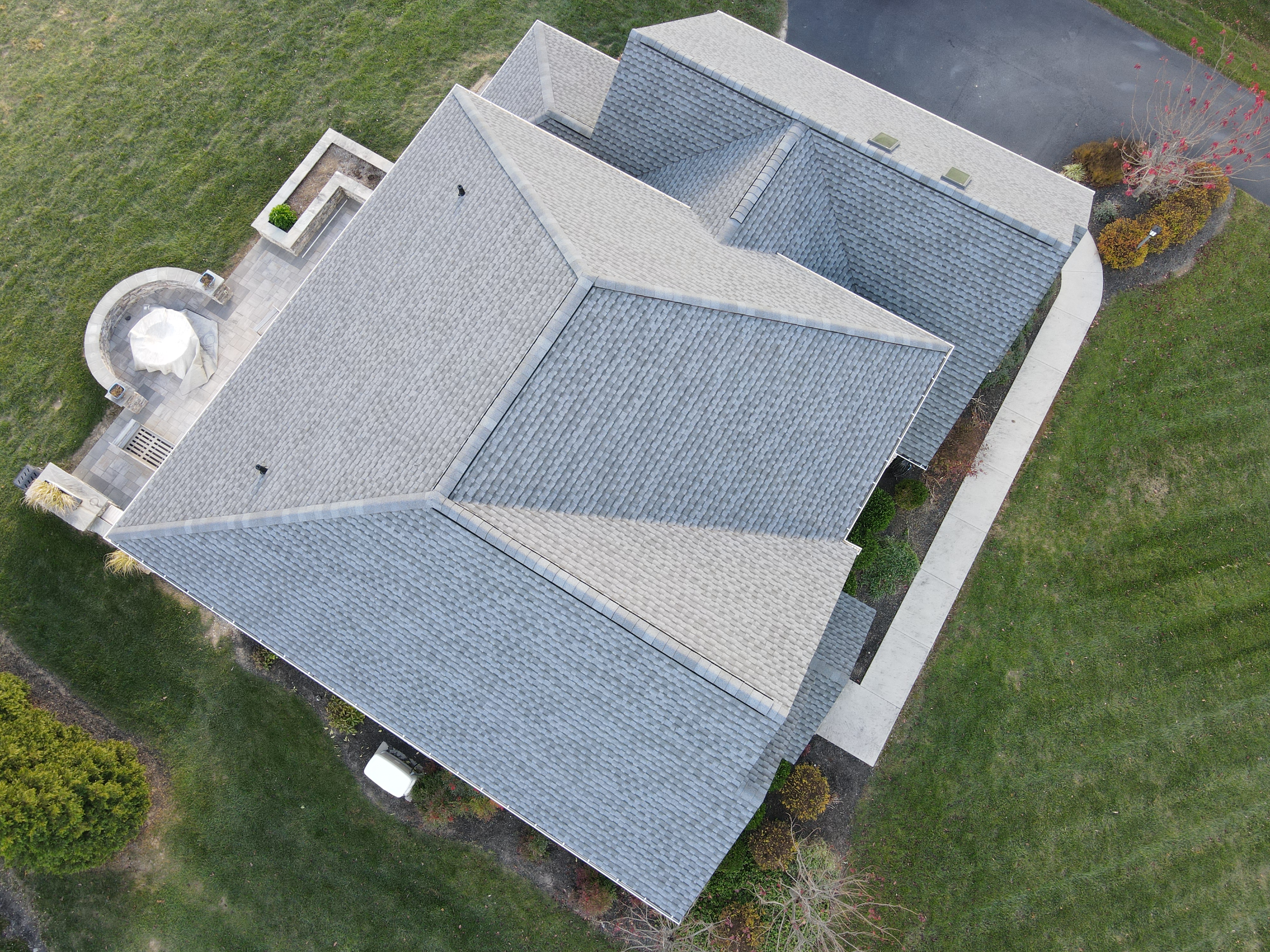 What Color Roof Is Best for Your Virginia Home?